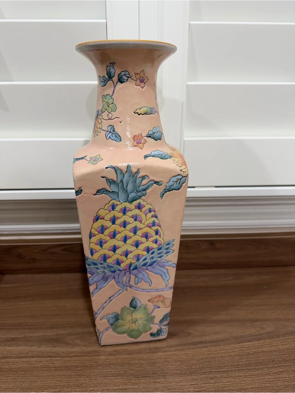 Chinoiserie Vase Decorated in Macau